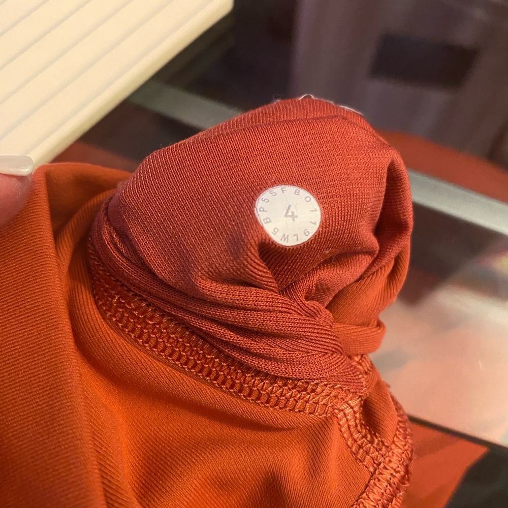 Women's Rust Lululemon Leggings - Picture 16 of 17